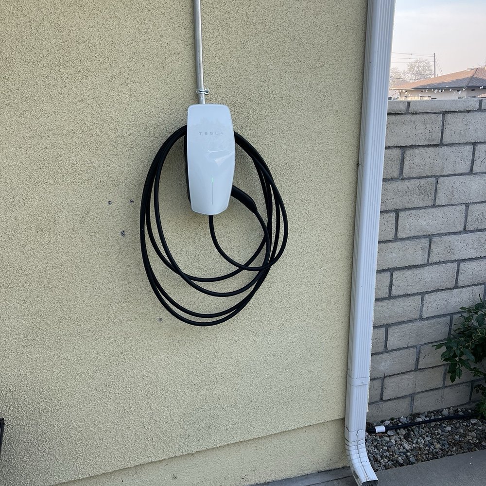 Tesla ev charger Tesla ev charger