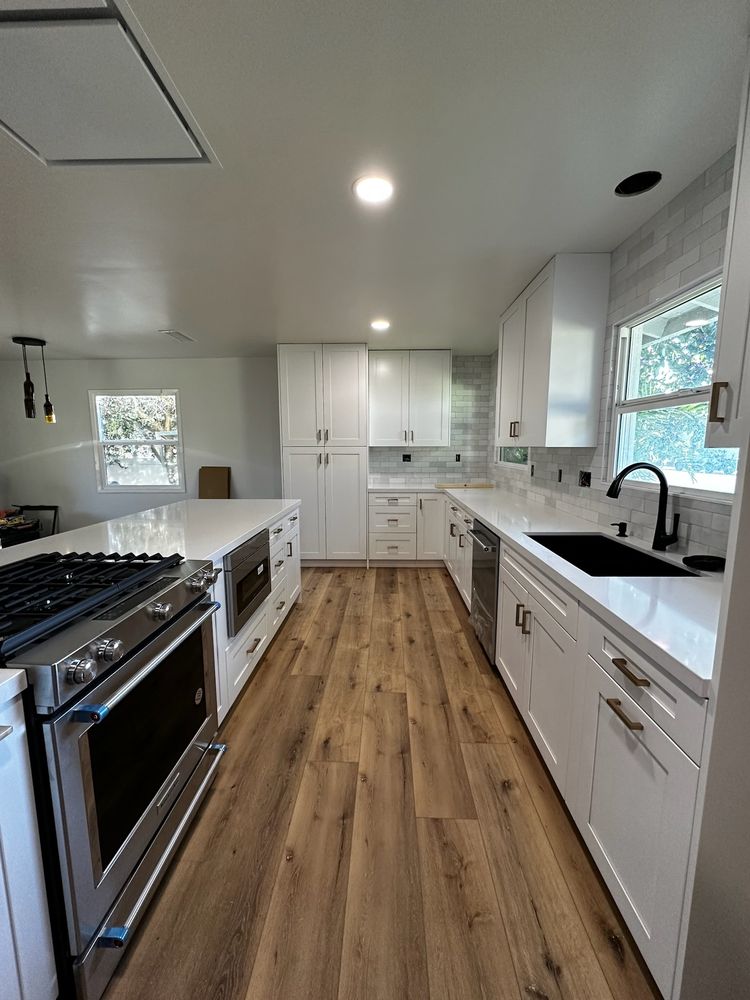 Slide of JMM Construction & Remodeling