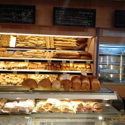 Panadería y confitería La Mariposa - Primer mes de trabajo nuevo. Invitando las facturas