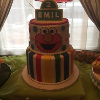 Roobina's Cake - Elmo Bday cake by Roobina - Bakeries Near Me - Glendale, California Roobina's Cake - Elmo Bday cake by Roobina - Bakeries Near Me - Glendale, California