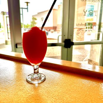 Flatrock Fallen Timbers - Blackberry Lemonade Slush - Burgers Near Me - Maumee, Ohio Flatrock Fallen Timbers - Blackberry Lemonade Slush - Burgers Near Me - Maumee, Ohio