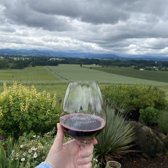 Anne Amie Vineyards - Wineries Near Me - Carlton, Oregon Anne Amie Vineyards - Wineries Near Me - Carlton, Oregon