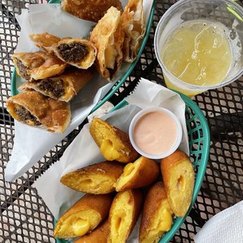 Pa Pical - Sorullitos, empanadas with meat & cheese, empanadas with Guava & cheese, passionfruit (parcha) margarita - Puerto Rican Near Me - Carolina, Puerto Rico