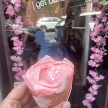 BAKED & WIRED - Updated June 2025 - 4767 Photos & 5289 Reviews - 1052