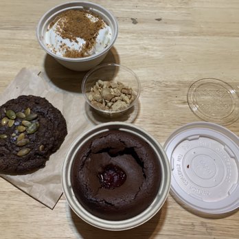 Hot Cakes - Ballard - Strawberry molten cake and chocolate pepita cookie - Desserts Near Me - Seattle, Washington Hot Cakes - Ballard - Strawberry molten cake and chocolate pepita cookie - Desserts Near Me - Seattle, Washington