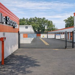 Public Storage