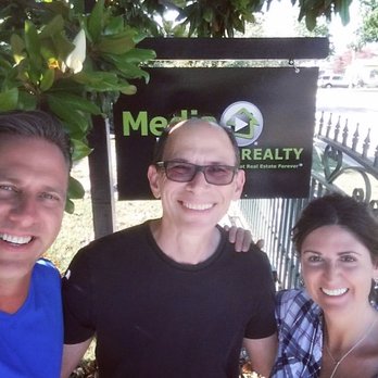 Russell Dunn, Realtor - #happybuyers - Real Estate Agents Near Me - Beverly Hills , California Russell Dunn, Realtor - #happybuyers - Real Estate Agents Near Me - Beverly Hills , California