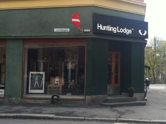 Hunting Lodge by null