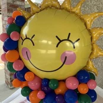 Andrea's Events - Super happy with my centerpiece balloon decor. My boys loved it and it went perfectly with their Sunny Bunnies theme. - Floral Designers Near Me
