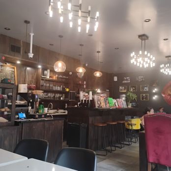 Lips Cafe - The counter - Cafes Near Me - Brooklyn, New York