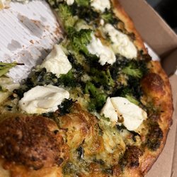 Levantes Pizza - Verde Pizza