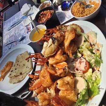 Mariscos Puerto Nuevo - Seafood platter - Mexican Near Me - Puerto Nuevo, BCN Mariscos Puerto Nuevo - Seafood platter - Mexican Near Me - Puerto Nuevo, BCN
