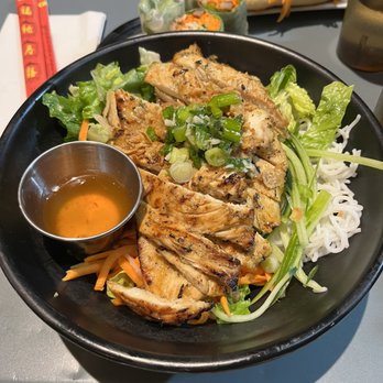 Saigon Shack - Grilled Lemongrass Chicken - Vietnamese Near Me - New York, New York Saigon Shack - Grilled Lemongrass Chicken - Vietnamese Near Me - New York, New York