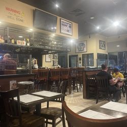 Anthony's Coal Fired Pizza & Wings - Interior