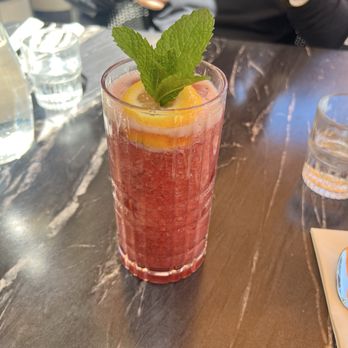 Sweet Maple  - Fresh raspberry lemonade - New American Near Me - Walnut Creek, California