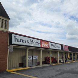Exterior photo of Farm & Home Hardware - Wellington, Ohio Exterior photo of Farm & Home Hardware - Wellington, Ohio