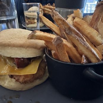 Fort Eighty Eight - Homemade chicken biscuit and fries with homemade ketchup - Gastropubs Near Me - Upper Sandusky, Ohio