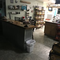 Fins Custom Tackle and Cafe