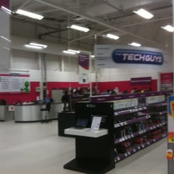 PC World - Tech Guys