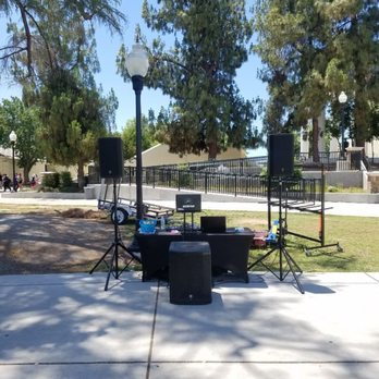 DJ Rowhas - Bare minimum setup , recommend for places were you need background music, or during day time gigs. - DJs Near Me