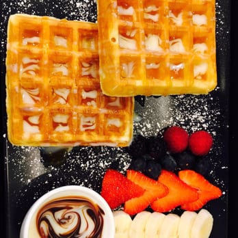 Anko - Waffles with berries and bananas - Desserts Near Me - Los Angeles, California