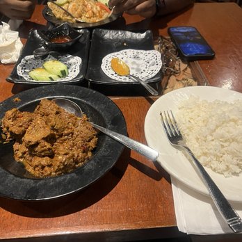 Top Spice - Beef Rendang Chef's Special - Thai Near Me - Atlanta, Georgia