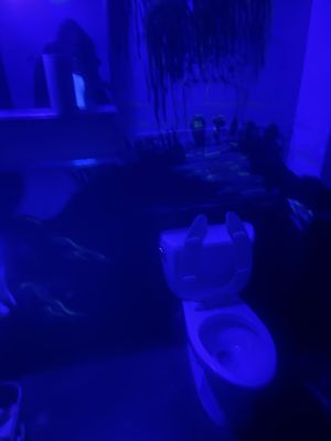 2 Fingers Social by null