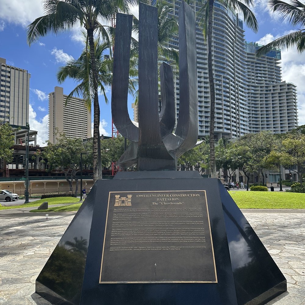 Brothers in Valor Memorial - Landmarks & Historical Buildings Near Me - Honolulu, Hawaii Brothers in Valor Memorial - Landmarks & Historical Buildings Near Me - Honolulu, Hawaii