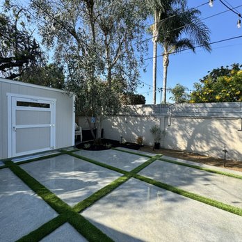 Franco Landscape - Artificial grass grid and concrete - Landscaping Near Me Franco Landscape - Artificial grass grid and concrete - Landscaping Near Me