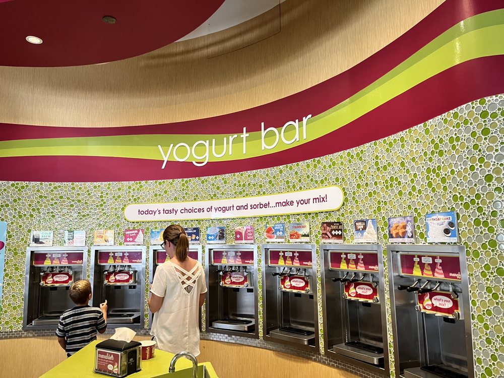 MENCHIE’S FROZEN YOGURT Updated September 2024 79 Photos & 52