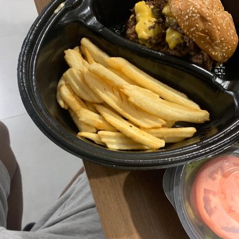 Denny's - Small amount of French fries. - Diners Near Me - Carolina, Puerto Rico