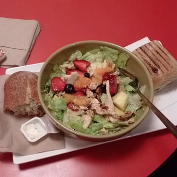 Panera Bread - Sub par salad and not worth the price, you're better off ordering plain bread - Sandwiches Near Me - Walnut, California
