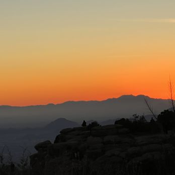 Southwest Handyman - a view of the mountains at sunset - Handyman Near Me Southwest Handyman - a view of the mountains at sunset - Handyman Near Me