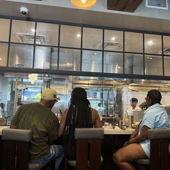 Brunch & Sip - The bar/food seats. - Breakfast & Brunch Near Me - Los Angeles, California Brunch & Sip - The bar/food seats. - Breakfast & Brunch Near Me - Los Angeles, California