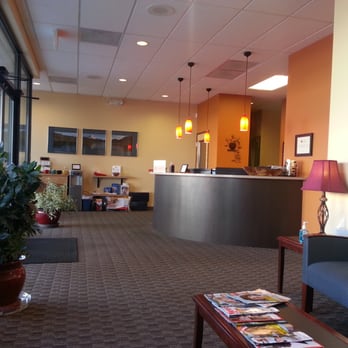 Align Acupuncture & Chiropractic - Lobby area - Chiropractors Near Me - Happy Valley, Oregon Align Acupuncture & Chiropractic - Lobby area - Chiropractors Near Me - Happy Valley, Oregon