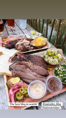 OUTSIDER BBQ & BEER GARDEN by null
