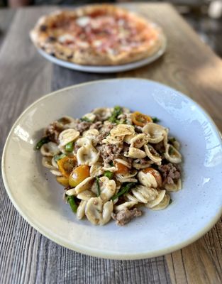 Ironside Pizza by null