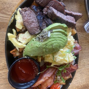 Pradera Brunch - 7oz steak skillet - Breakfast & Brunch Near Me - Baldwin Park, California Pradera Brunch - 7oz steak skillet - Breakfast & Brunch Near Me - Baldwin Park, California