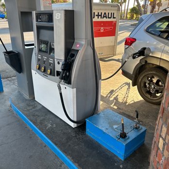 Eddie World - Free air and water at the pump! - Gas Stations Near Me - Beatty, Nevada Eddie World - Free air and water at the pump! - Gas Stations Near Me - Beatty, Nevada