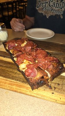 Lisa's Pizzeria by null