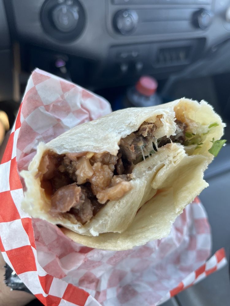 Tacos Tavo Logo