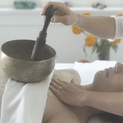 Sound therapy 
reiki for face and head 
hair treatments