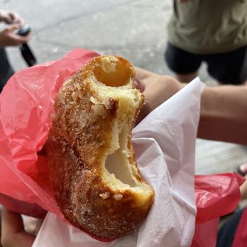 Leonard's Bakery - Coconut filling - Bakeries Near Me - Honolulu, Hawaii