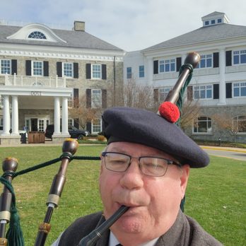 Bagpiper Robert Mitchell - Highland bagpipes - Musicians Near Me Bagpiper Robert Mitchell - Highland bagpipes - Musicians Near Me