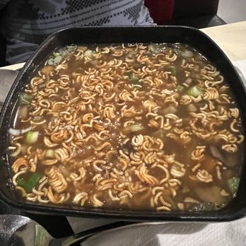 Momo Factory - Monchow Soup - Himalayan/Nepalese Near Me - Delta, British Columbia