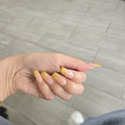 Tic Tac Nails & Spa