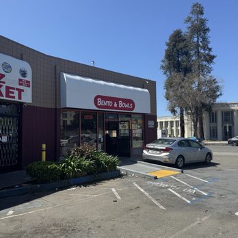 Bento & Bowls - Outside store front - Korean Near Me - Oakland, California Bento & Bowls - Outside store front - Korean Near Me - Oakland, California