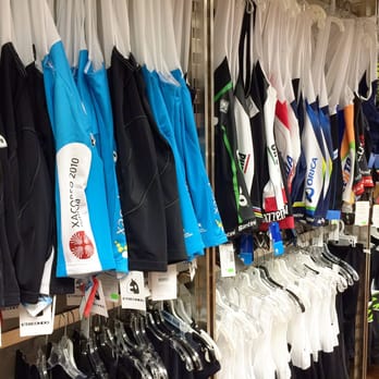 Cento Cycling - Sports Wear Near Me - Portland, Oregon Cento Cycling - Sports Wear Near Me - Portland, Oregon