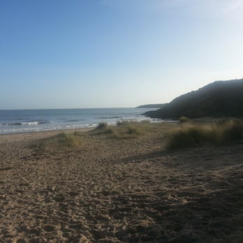 Brittas Bay Beach - Beaches Near Me - Brittas Bay, WW
