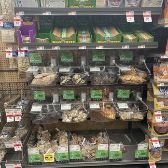 Pet Supplies Plus Smyrna - Pet Stores Near Me - Smyrna, Georgia